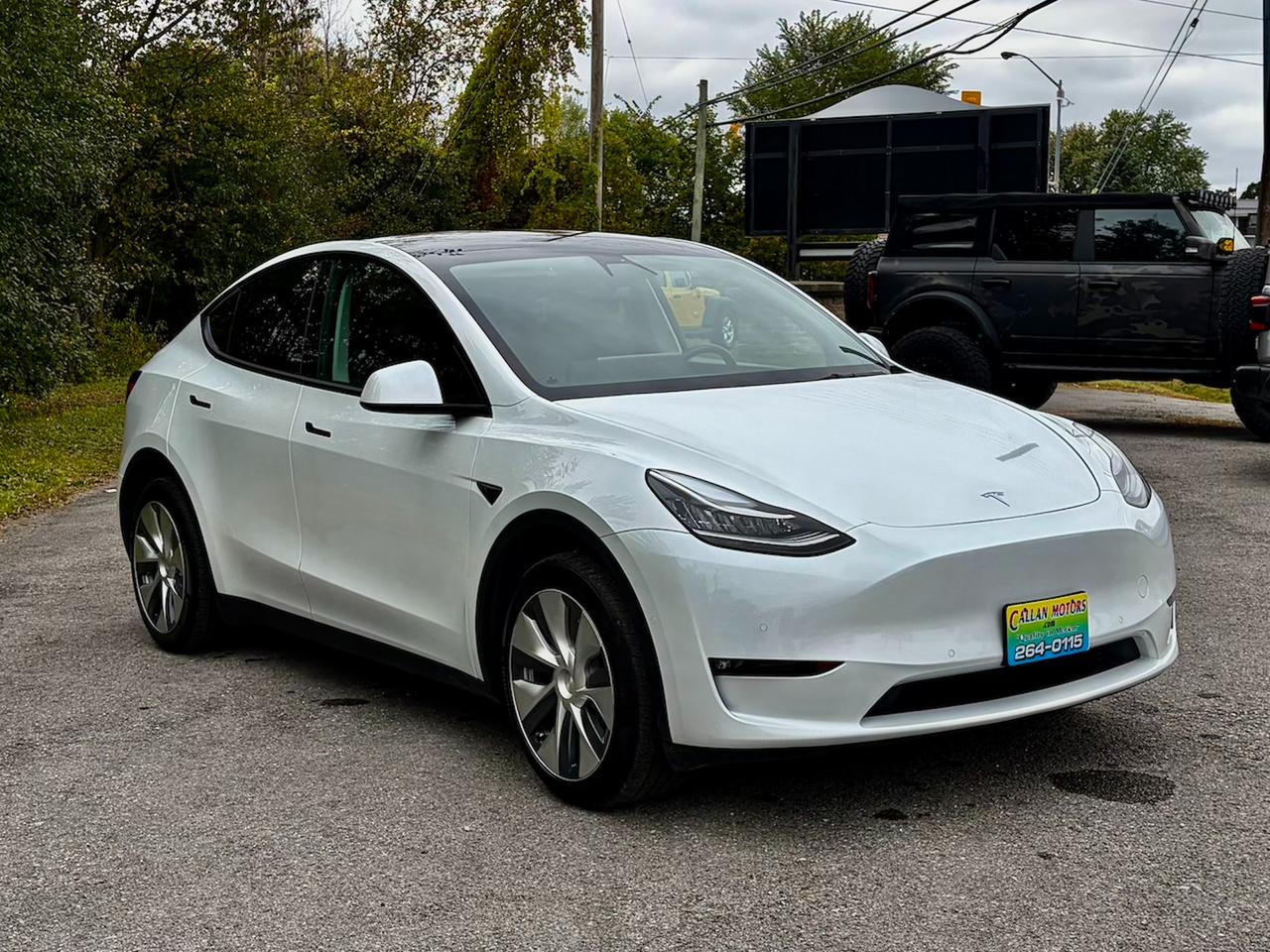 2022 Tesla Model Y Long Range AWD Photo