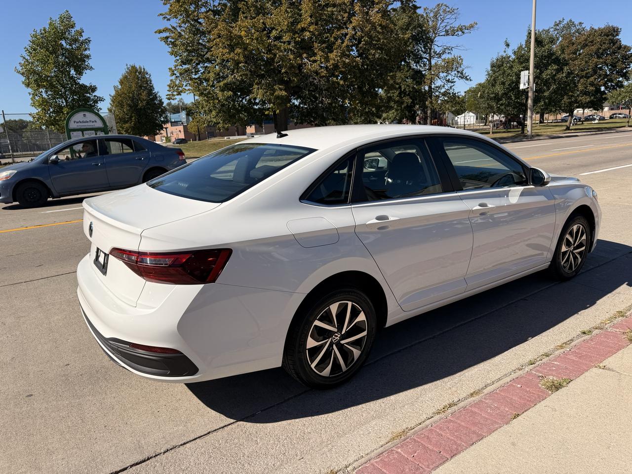 2022 Volkswagen Jetta TRENDLINE AUTO Photo