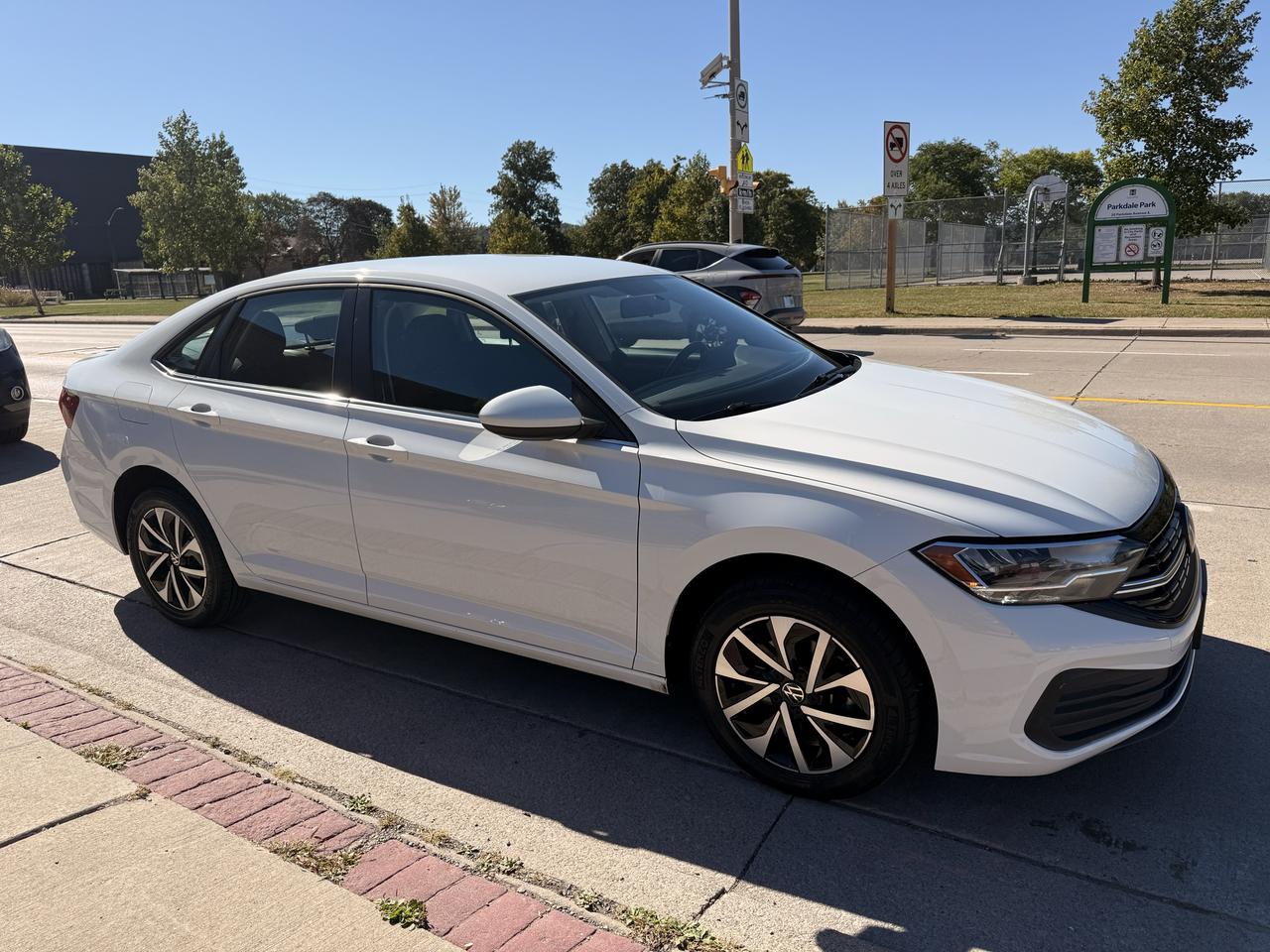 2022 Volkswagen Jetta TRENDLINE AUTO Photo