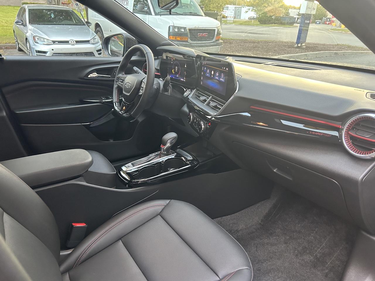 2024 Chevrolet Trax 2RS - SUNROOF, REMOTE START, B/U CAM & MORE!! Photo