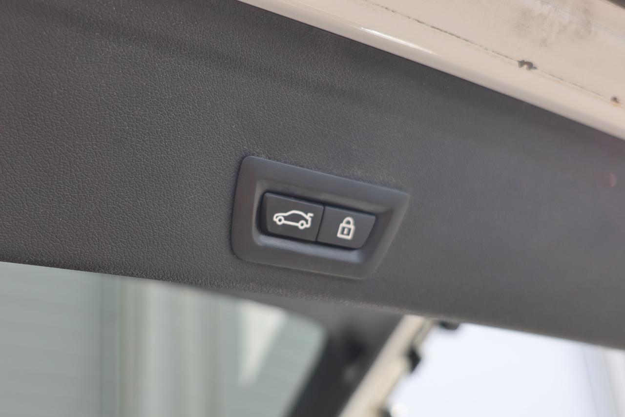 2021 BMW X6 M50i XDrive - CARBONPK|PREMENHANCED|BSM|360CAM Photo