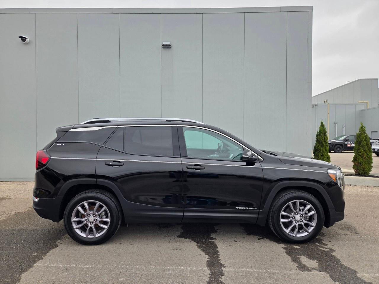 2023 GMC Terrain AWD SLT Photo