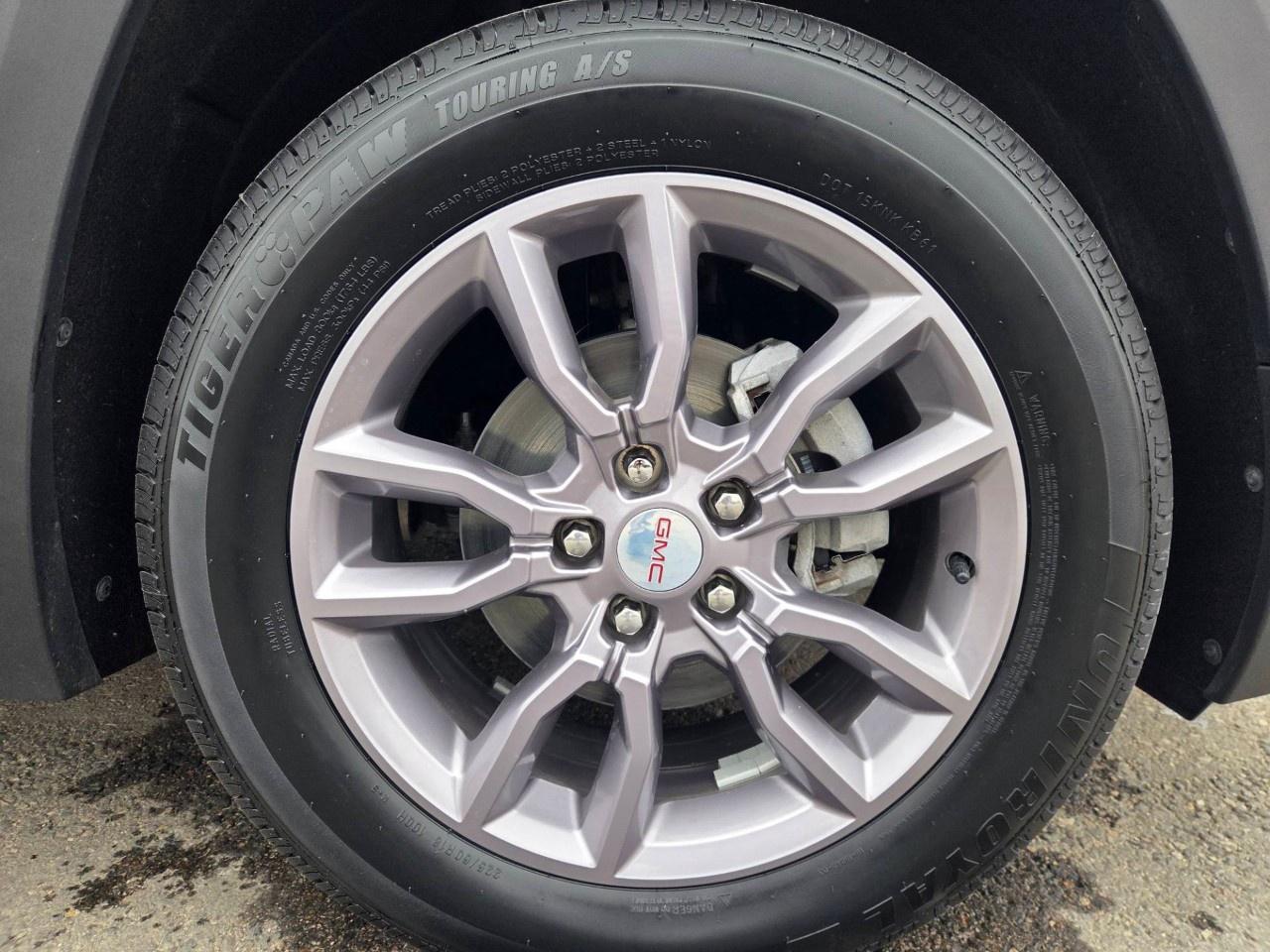2023 GMC Terrain AWD SLT Photo