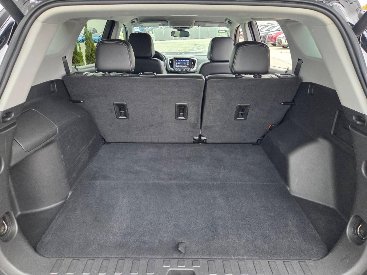 2023 GMC Terrain AWD SLT Photo