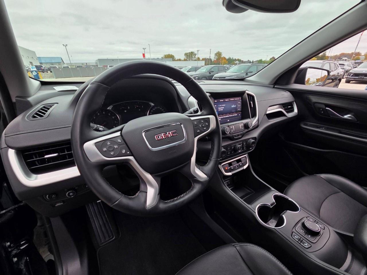 2023 GMC Terrain AWD SLT Photo