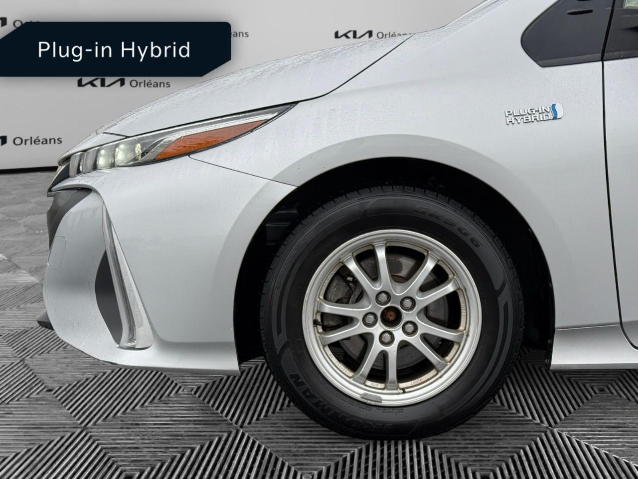 2022 Toyota Prius Prime LE (GS) Photo