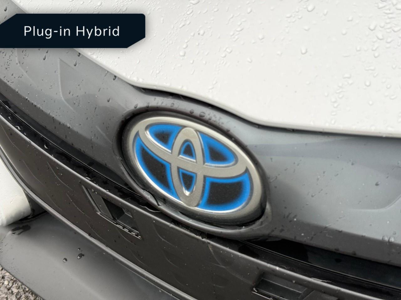 2022 Toyota Prius Prime LE (GS) Photo