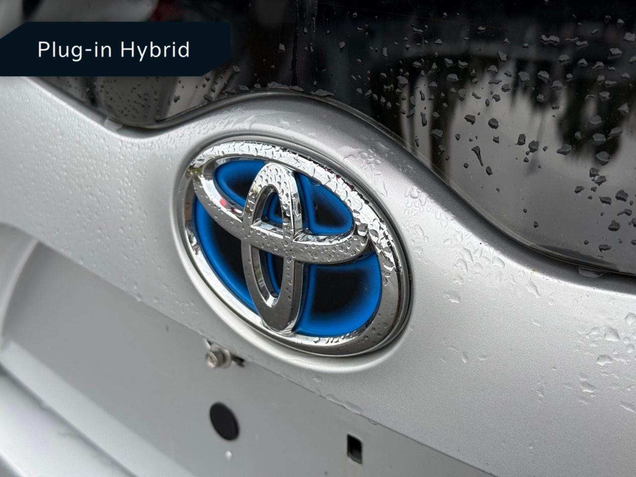2022 Toyota Prius Prime LE (GS) Photo