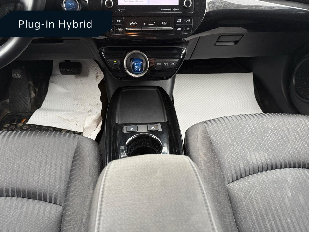 2022 Toyota Prius Prime LE (GS) Photo