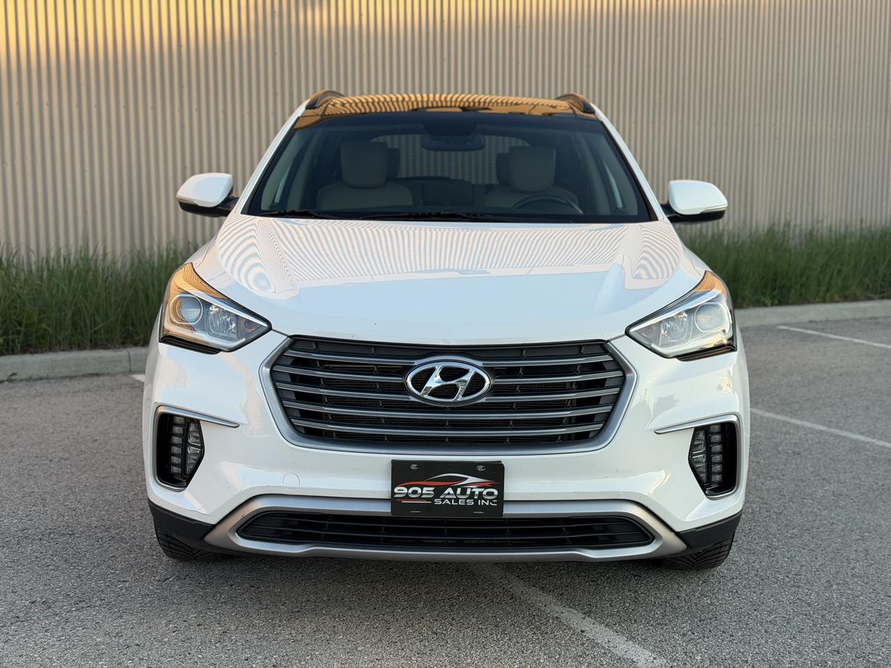 2017 Hyundai Santa Fe XL Luxury Photo