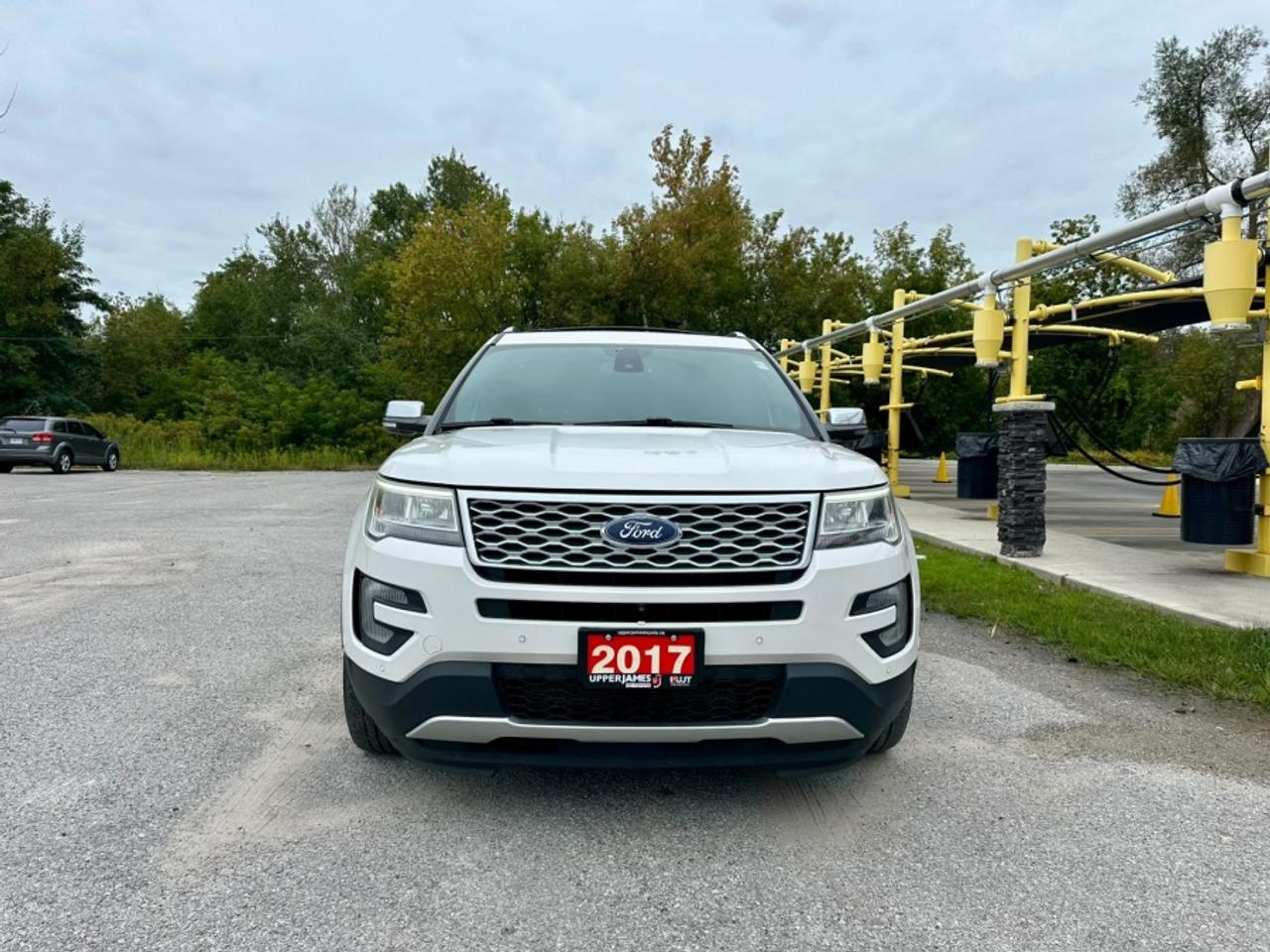 2017 Ford Explorer * PLATINUM * 4X4 * PLATINUM Photo