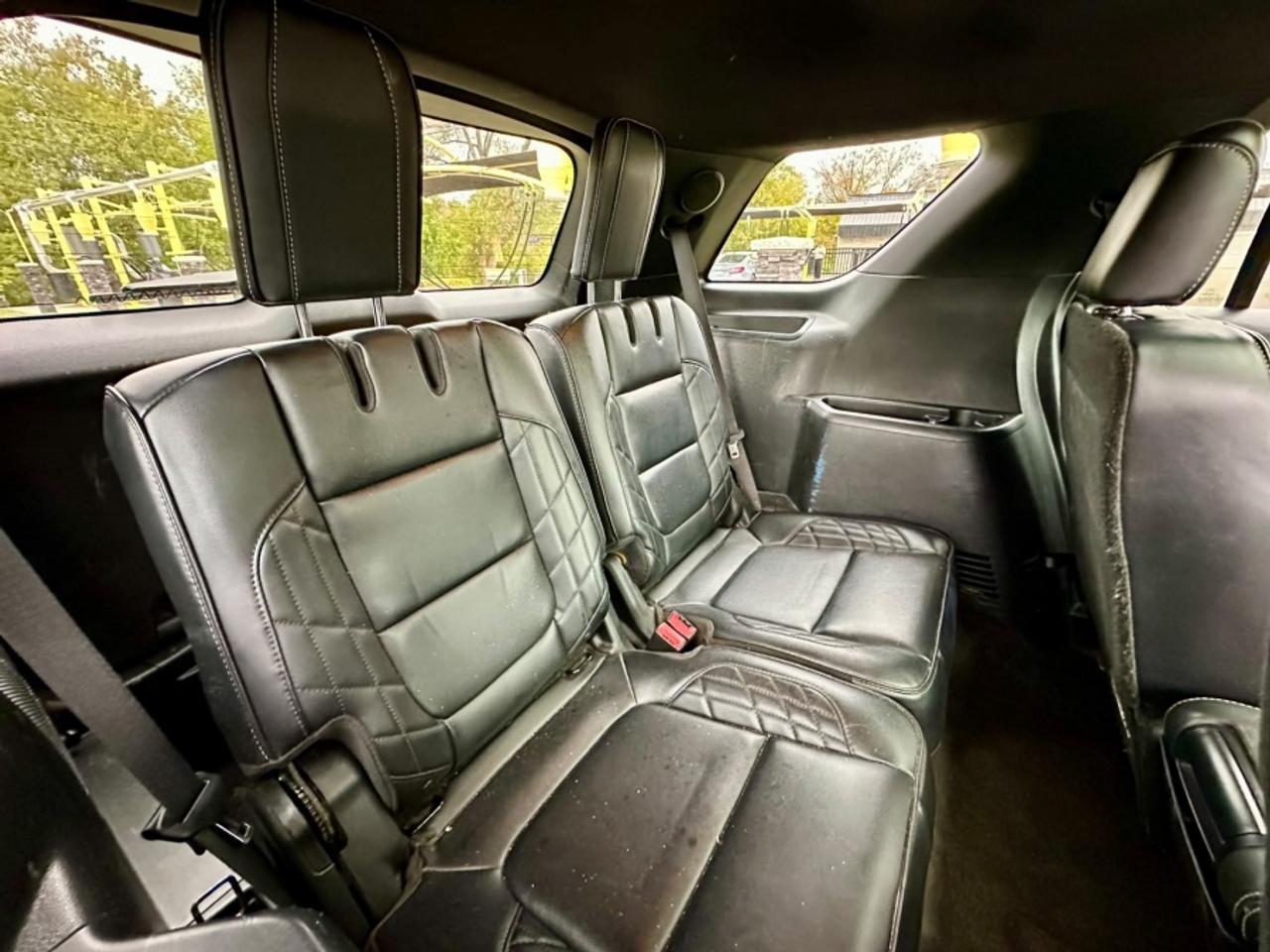 2017 Ford Explorer * PLATINUM * 4X4 * PLATINUM Photo