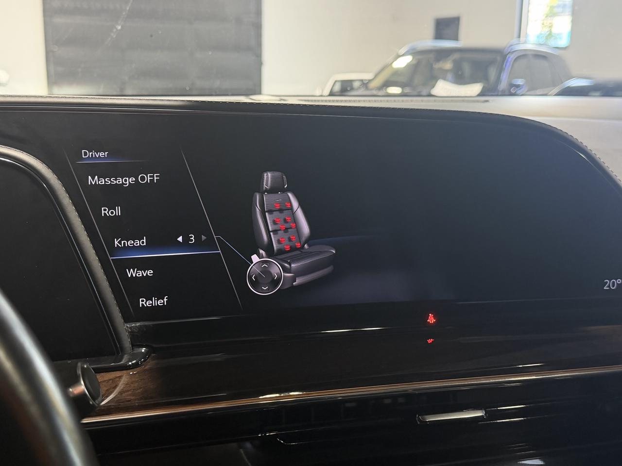 2021 Cadillac Escalade ESV Sport Platinum Massage Seats, Super Cruise, DVD’s, Power Running Boards Photo