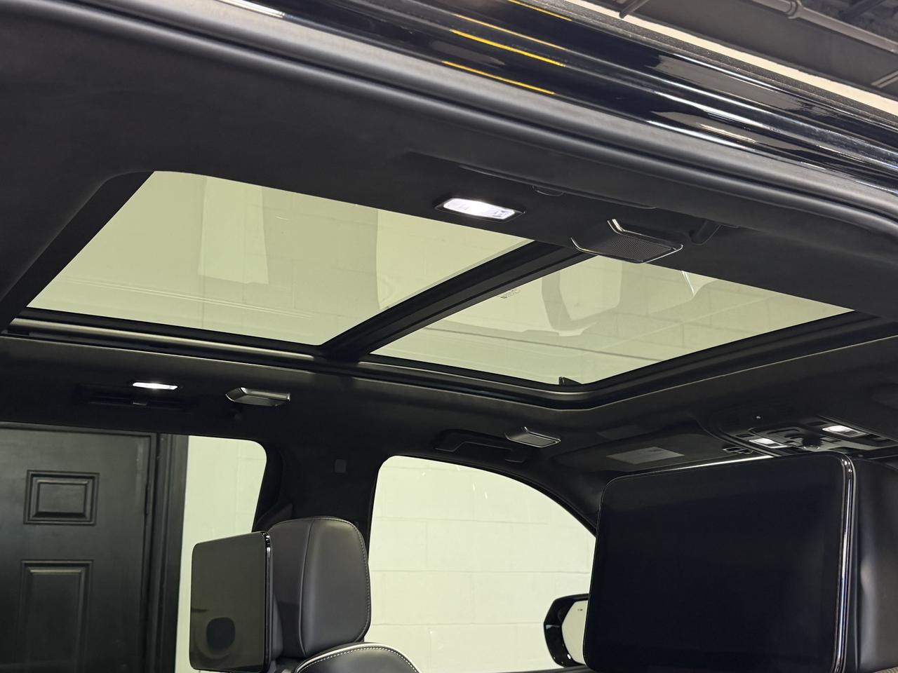 2021 Cadillac Escalade ESV Sport Platinum Massage Seats, Super Cruise, DVD’s, Power Running Boards Photo