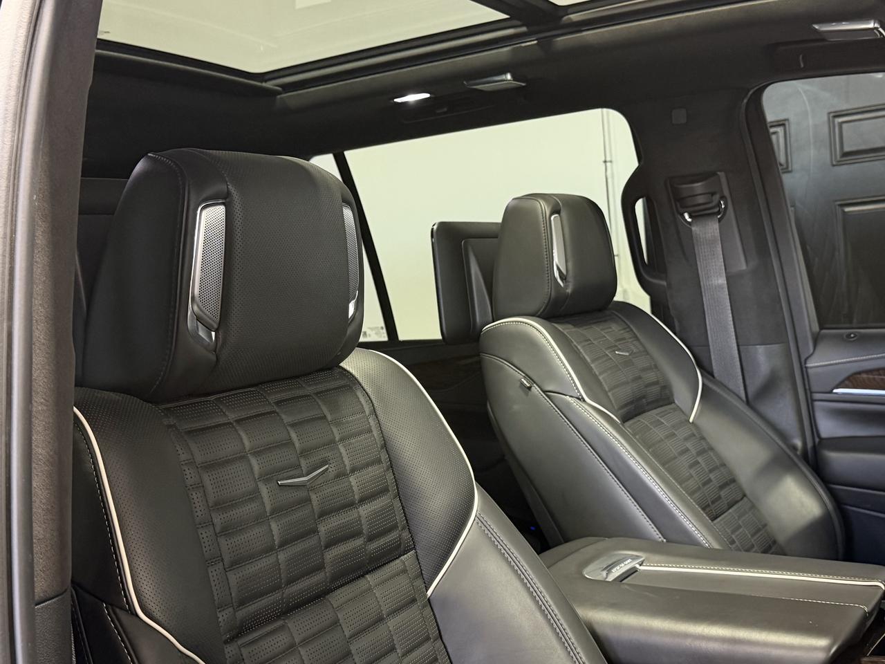 2021 Cadillac Escalade ESV Sport Platinum Massage Seats, Super Cruise, DVD’s, Power Running Boards Photo