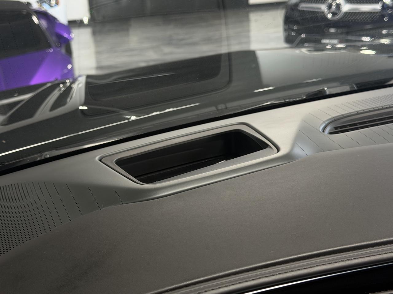 2021 Cadillac Escalade ESV Sport Platinum Massage Seats, Super Cruise, DVD’s, Power Running Boards Photo