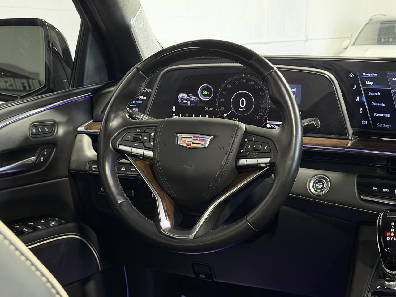 2021 Cadillac Escalade ESV Sport Platinum Massage Seats, Super Cruise, DVD’s, Power Running Boards Photo