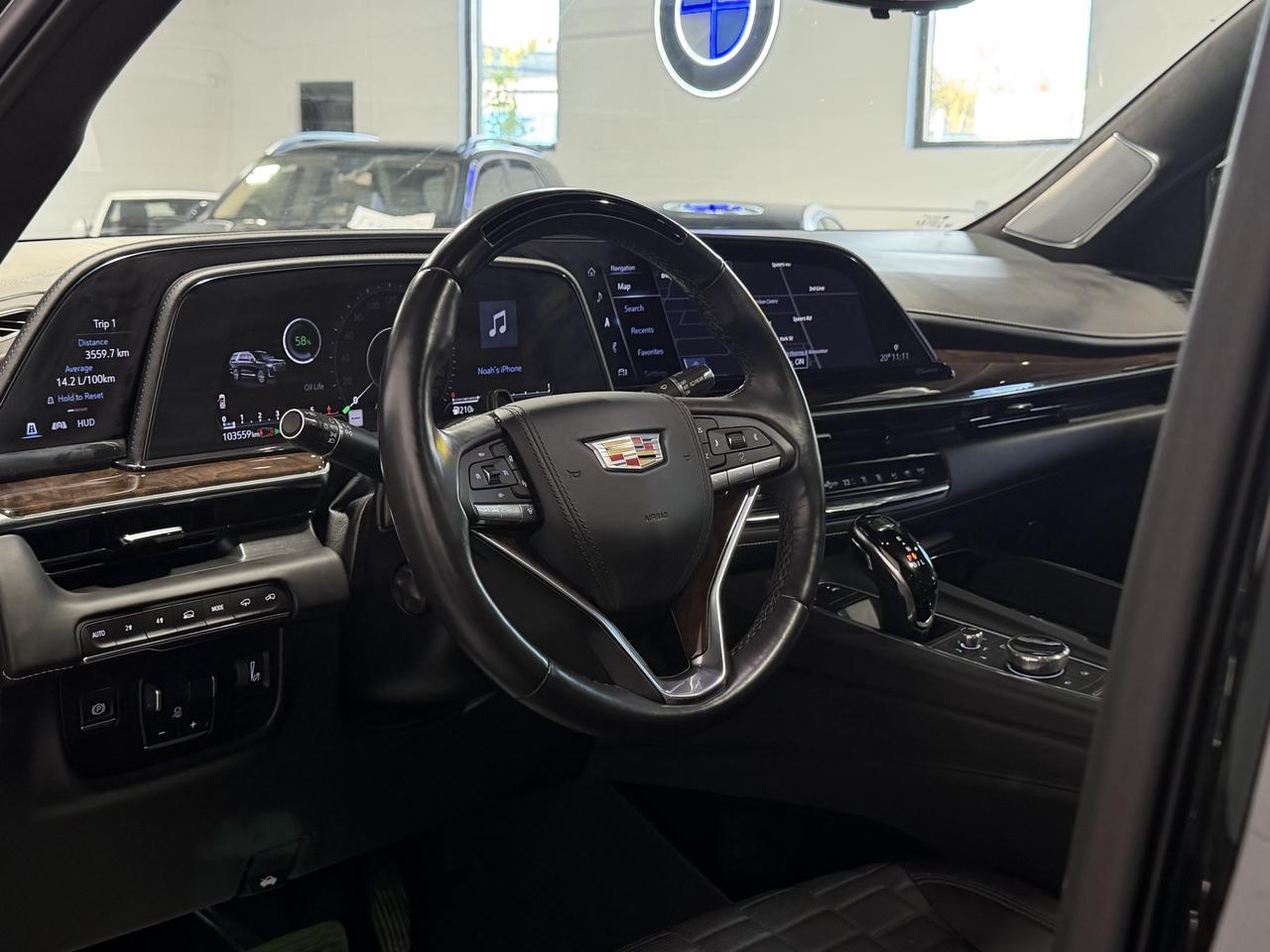 2021 Cadillac Escalade ESV Sport Platinum Massage Seats, Super Cruise, DVD’s, Power Running Boards Photo