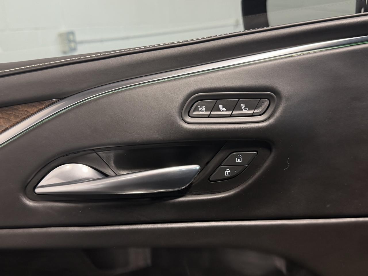 2021 Cadillac Escalade ESV Sport Platinum Massage Seats, Super Cruise, DVD’s, Power Running Boards Photo