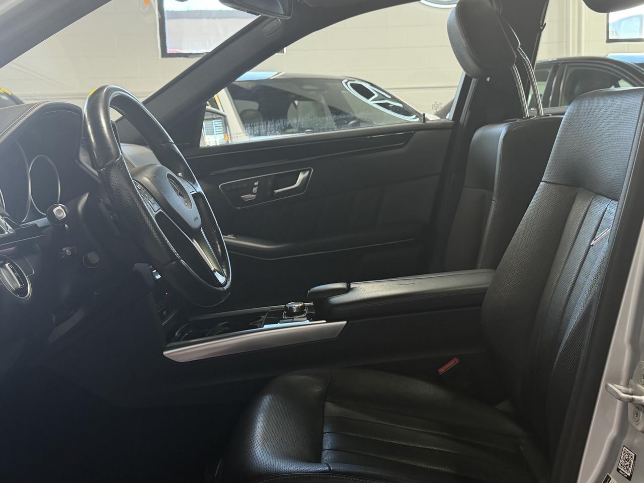 2016 Mercedes-Benz E-Class E 400 Amg, Navi, Backup Photo
