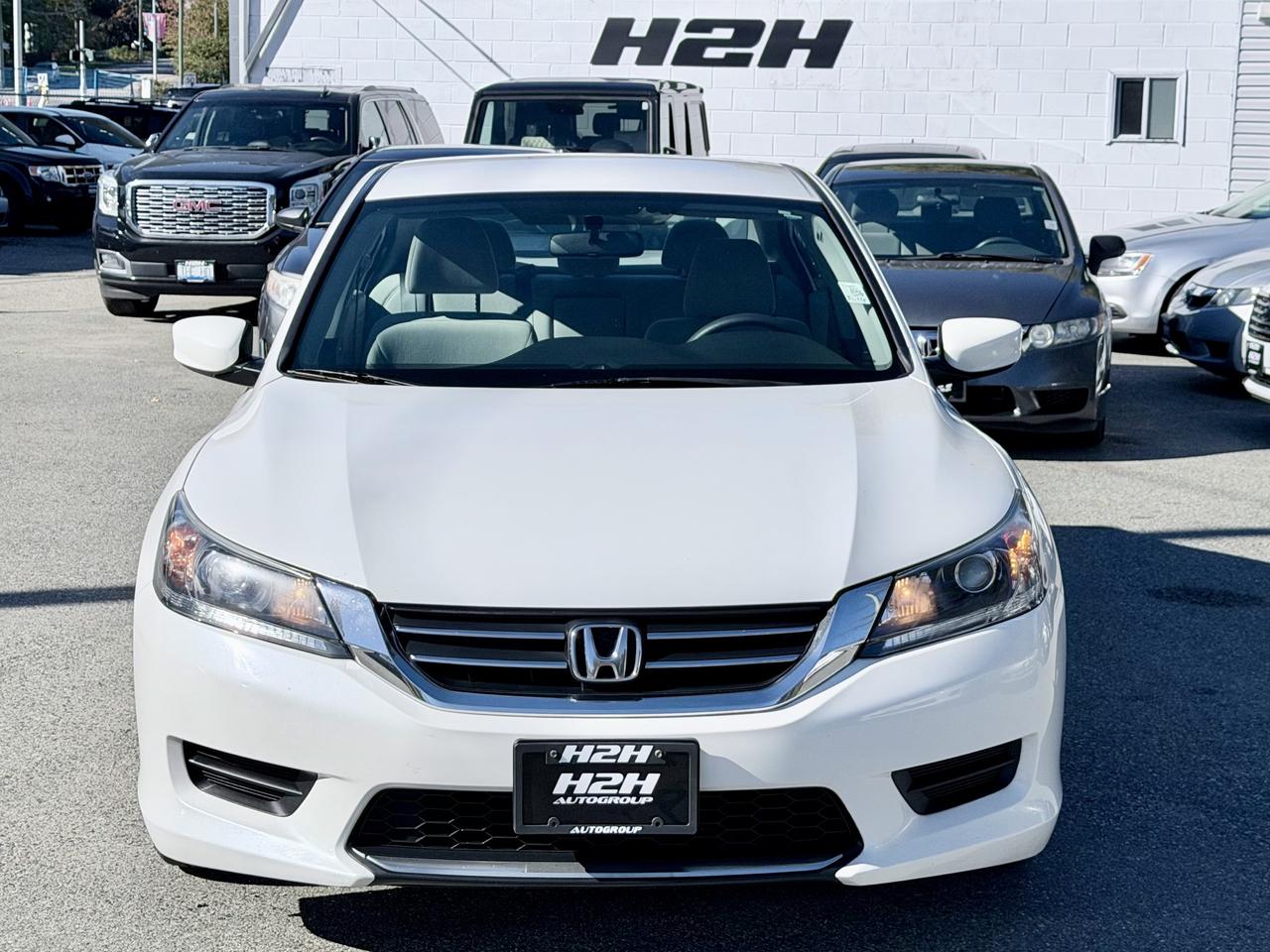 2014 Honda Accord FINANCING AVAILABLE Photo3