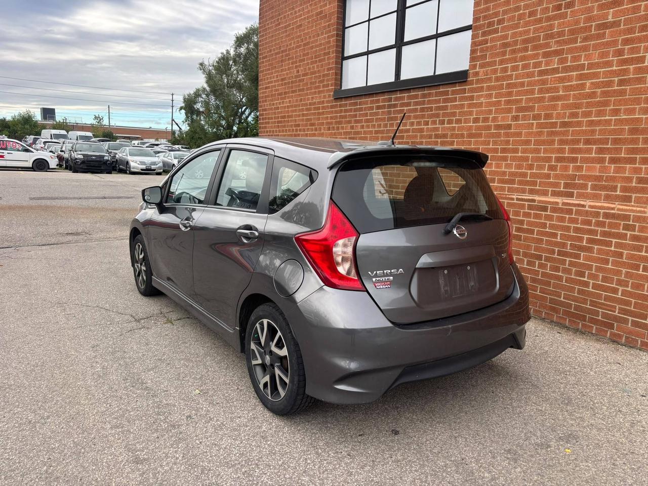 2016 Nissan Versa Note 5DR HB AUTO 1.6 S Photo