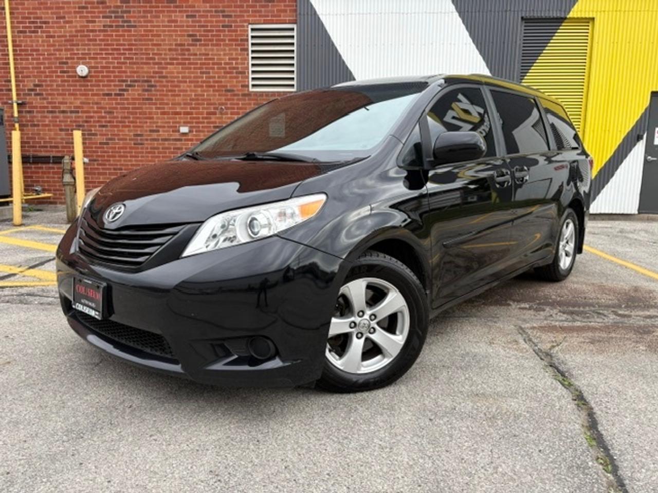 2017 Toyota Sienna L 7 PASS **1 OWNER-NO ACCIDENTS-CERTIFIED** Photo