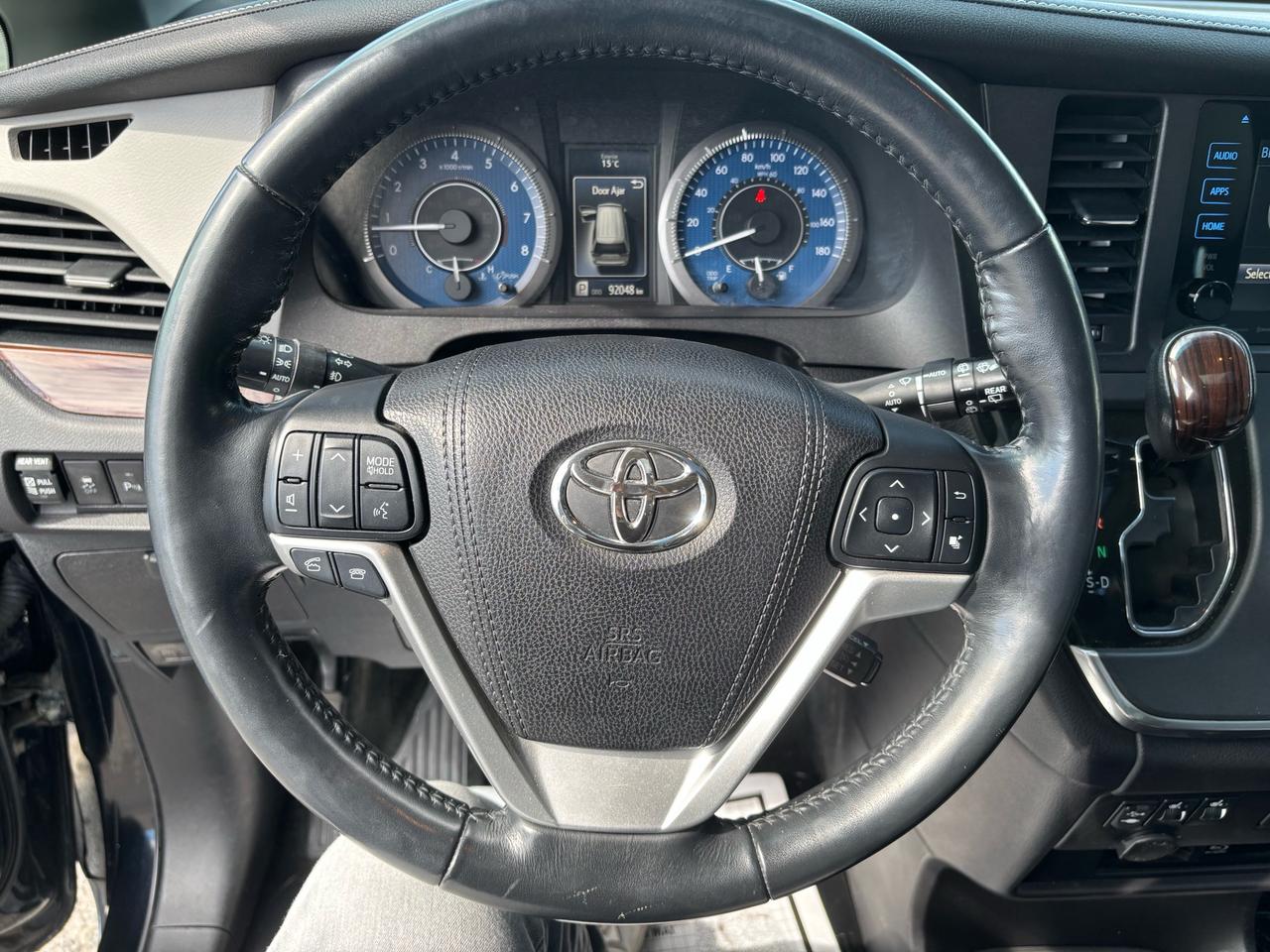 2017 Toyota Sienna LIMITED 7- PASS **LEATHER-ROOF-CAMERA-NAVI** Photo