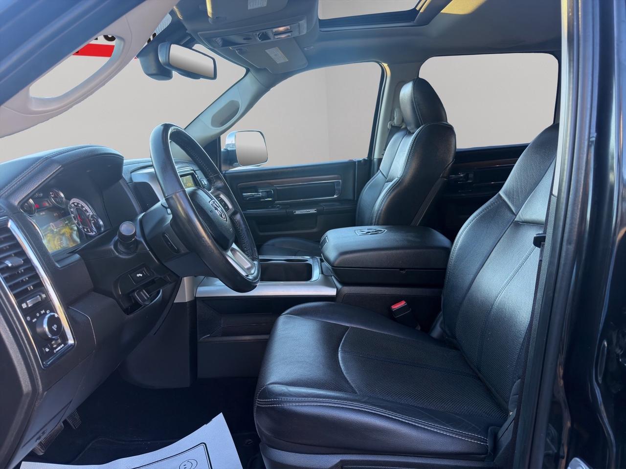 2017 RAM 1500 4WD Crew Cab 140.5" Laramie Photo