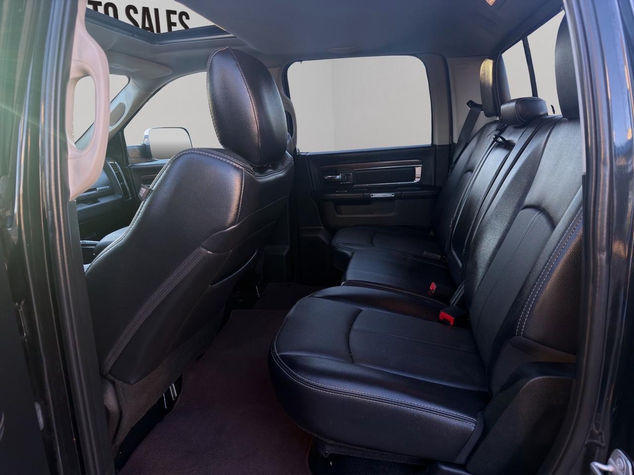 2017 RAM 1500 4WD Crew Cab 140.5" Laramie Photo