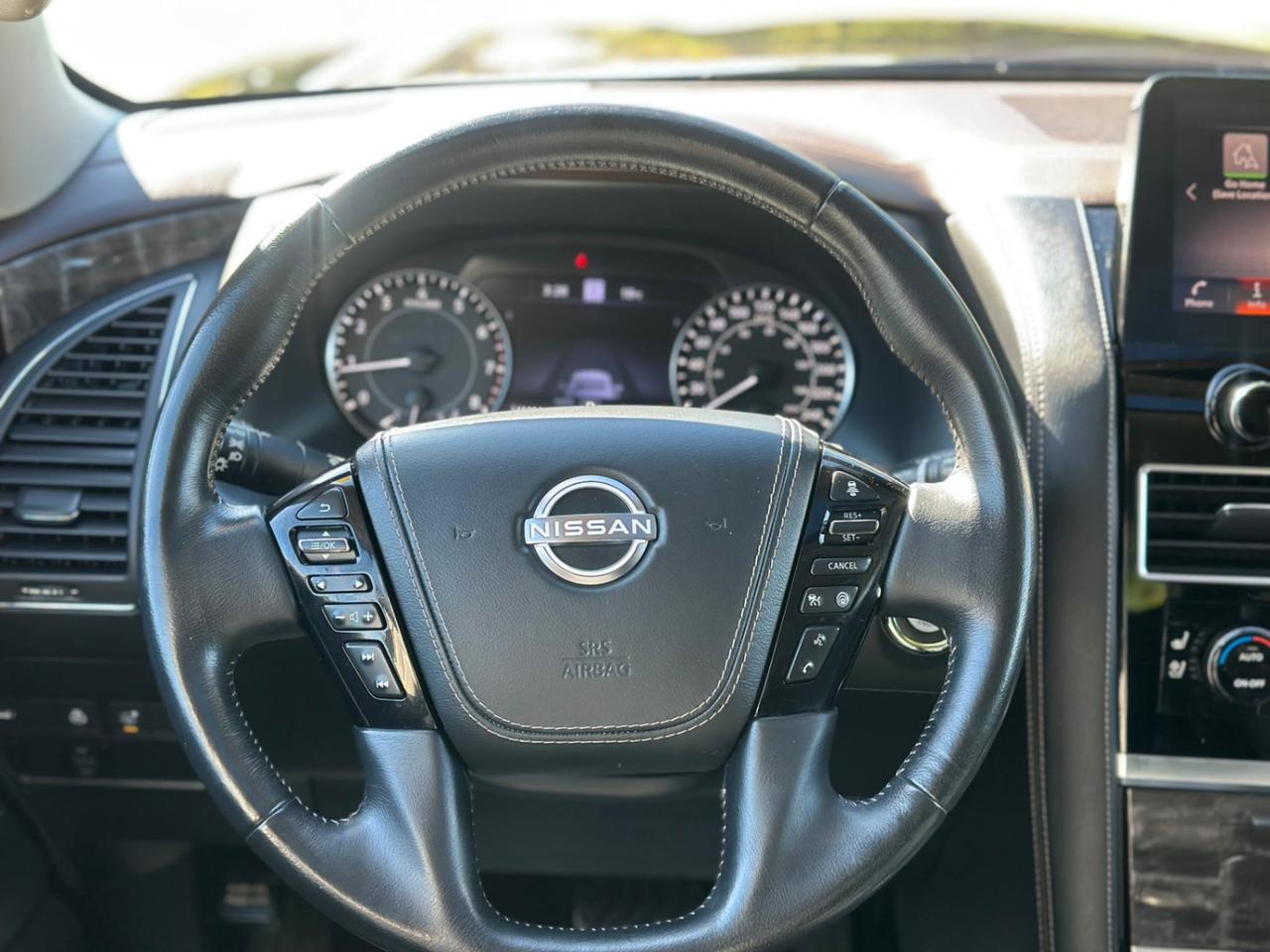 2021 Nissan Armada ONE OWNER / NO ACCIDENTS / PLATINUM / 7 PASSENGER / FULL SIZE LUXURY Photo