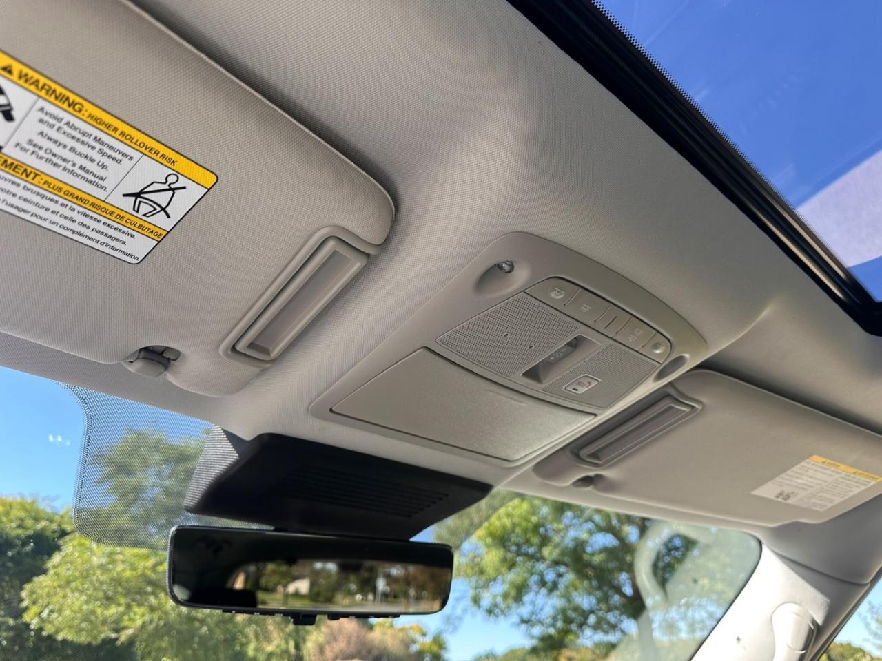 2021 Nissan Armada ONE OWNER / NO ACCIDENTS / PLATINUM / 7 PASSENGER / FULL SIZE LUXURY Photo
