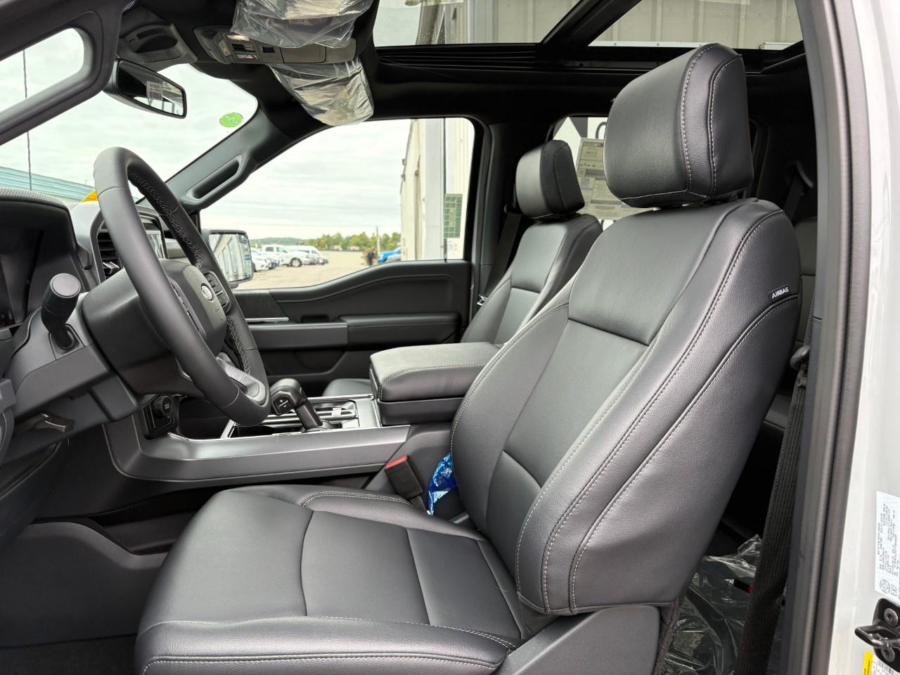 2026 Ford F-150 XLT 4WD SuperCrew 5.5' Box Photo