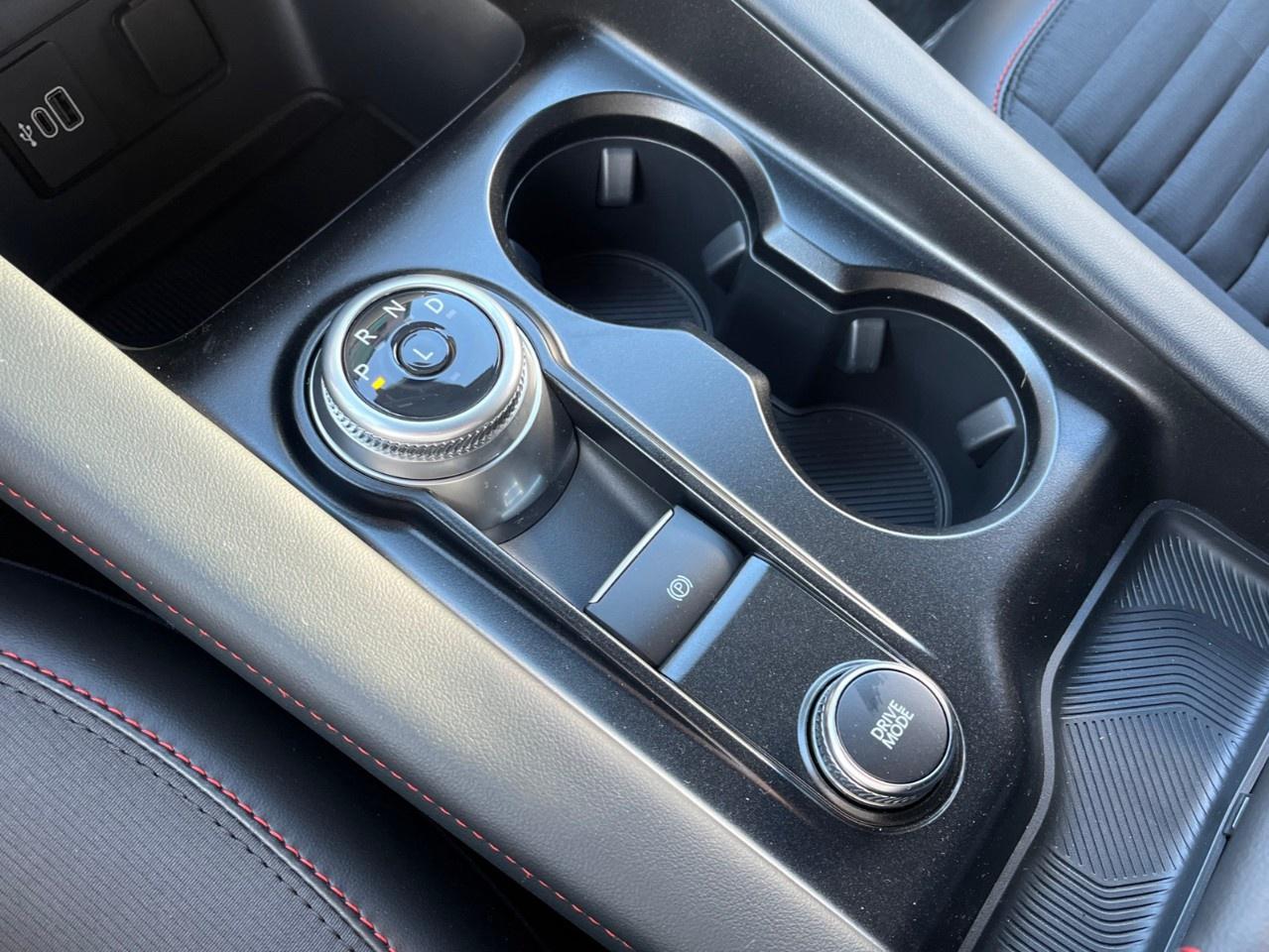 2027 Ford Explorer ST-Line 4WD Photo