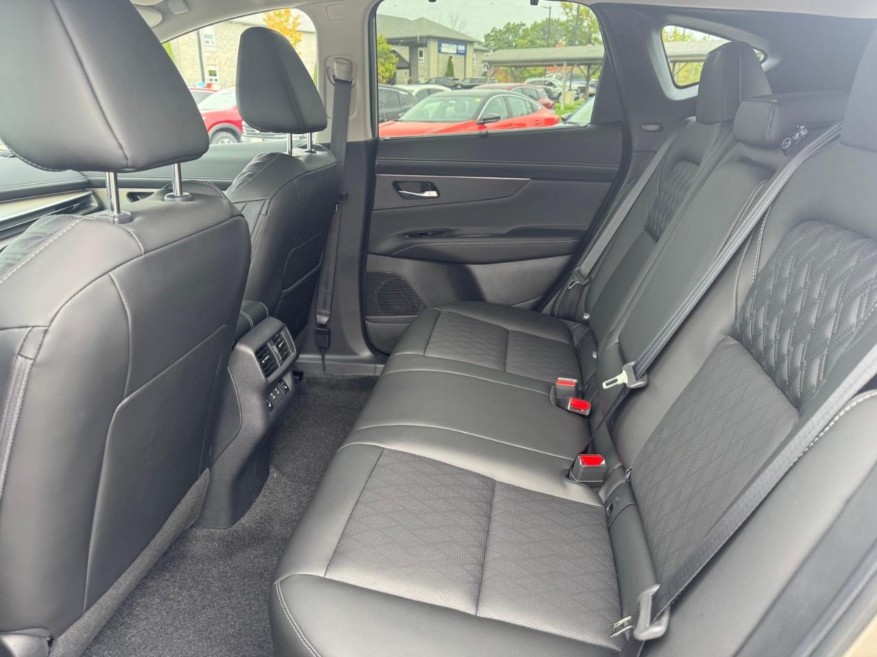 2027 Nissan Murano Platinum AWD Photo