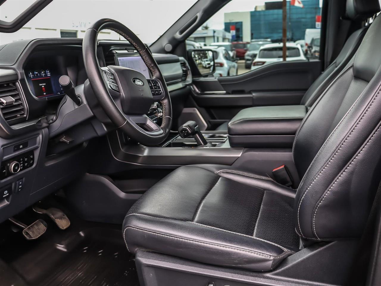 2025 Ford F-150 Lariat 502A Pkg. | Black Appearance Pkg. | Bed Utility Pkg. |Tow/Haul Pkg | Photo