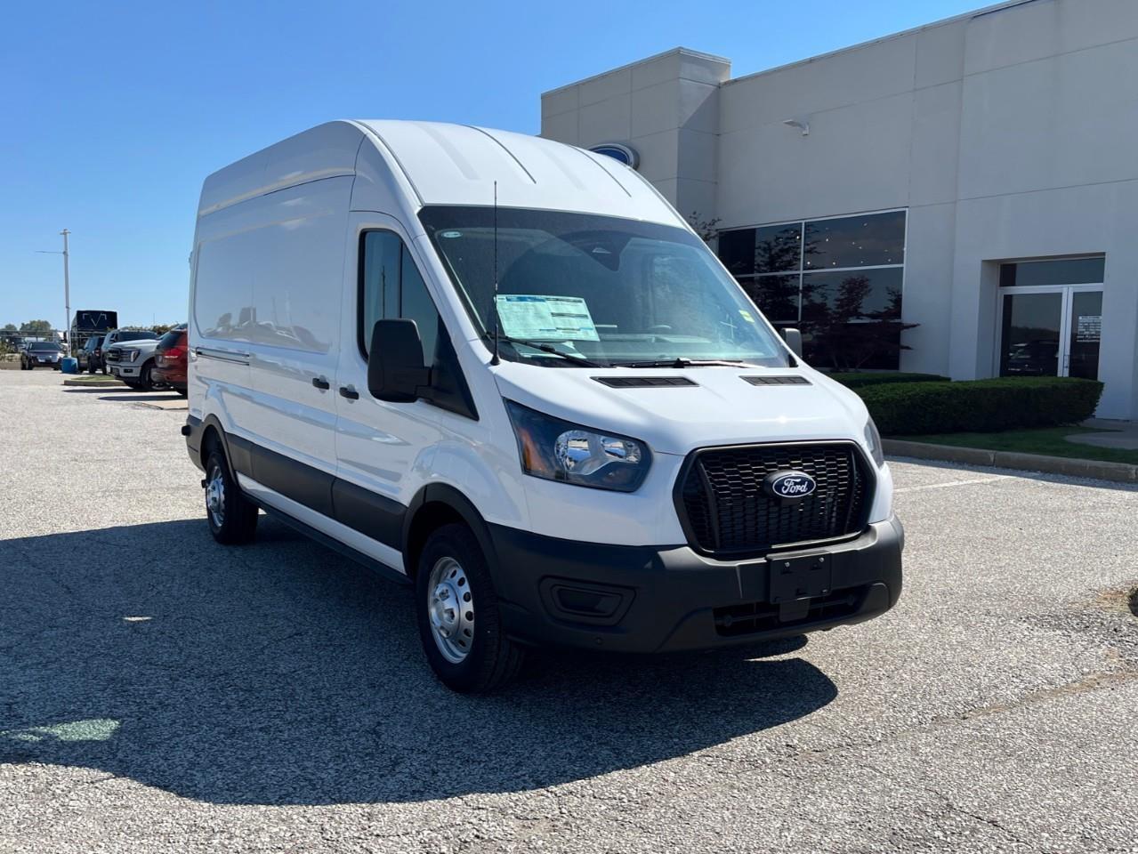 2027 Ford Transit 250  Photo