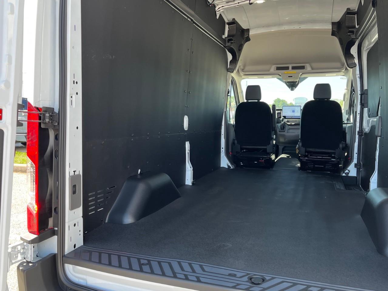 2027 Ford Transit 250  Photo