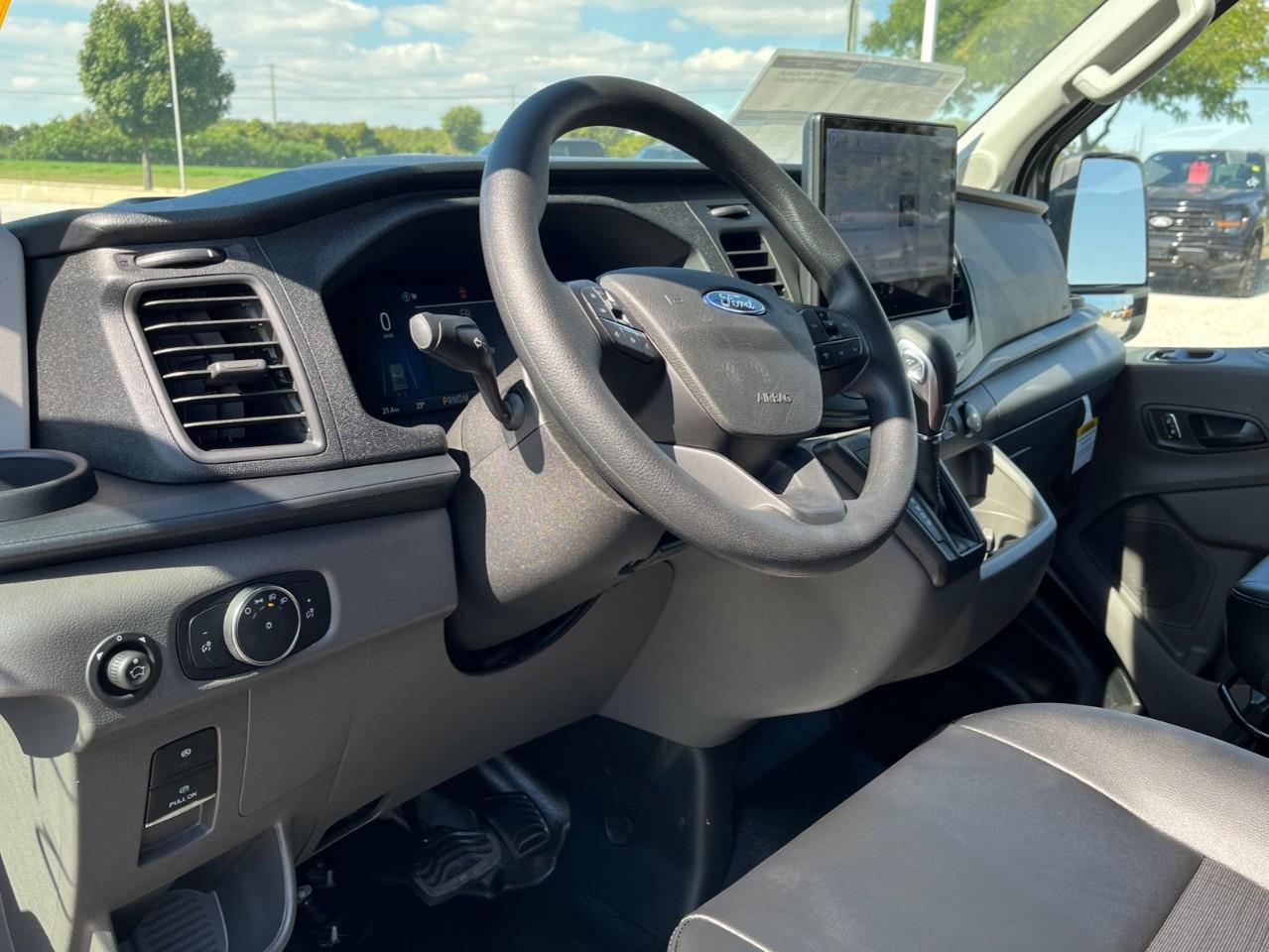2027 Ford Transit 250  Photo