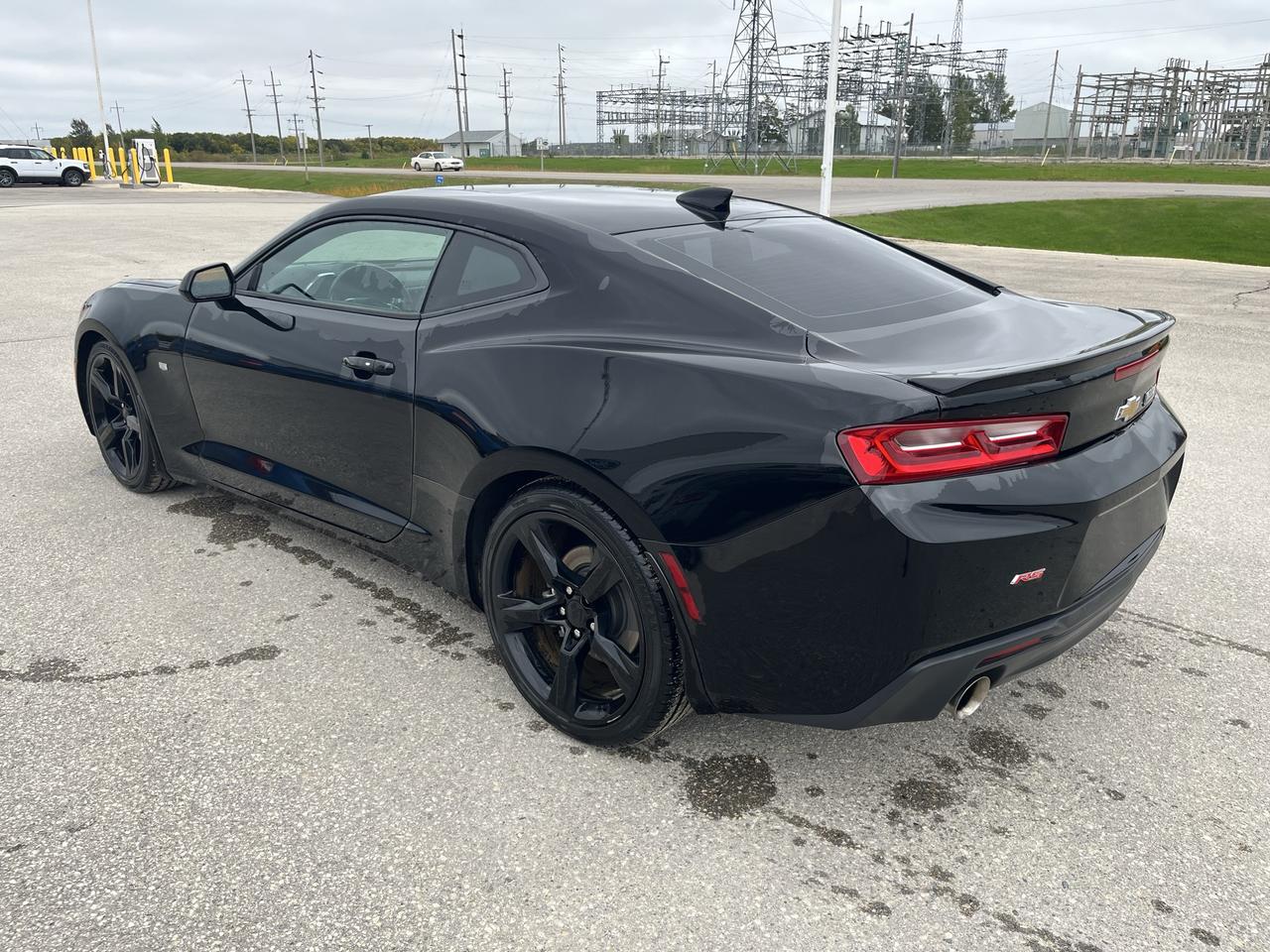 2017 Chevrolet Camaro 1LT 2dr Cpe Photo3
