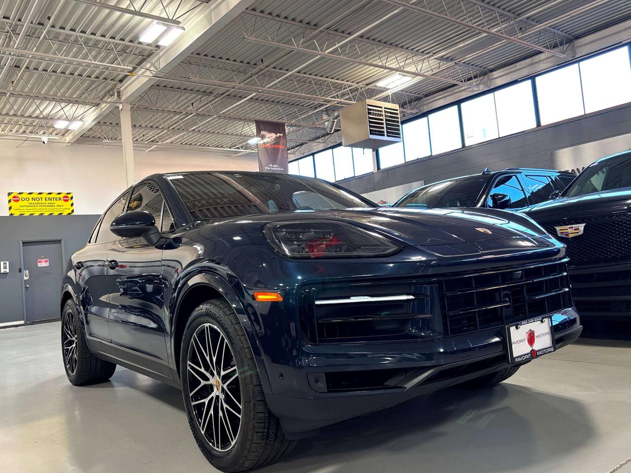 2024 Porsche Cayenne COUPE|AWD|NAV|BOSE|PASSENGERDISPLAY|AMBIENT|3DCAM| - Photo #1