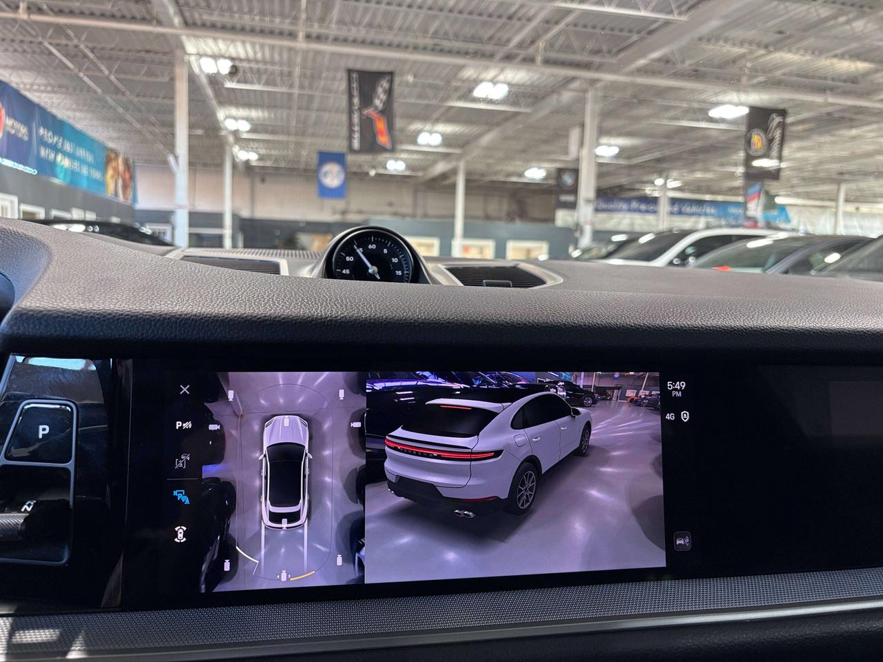 2024 Porsche Cayenne COUPE|AWD|NAV|BOSE|PASSENGERDISPLAY|AMBIENT|3DCAM| Photo