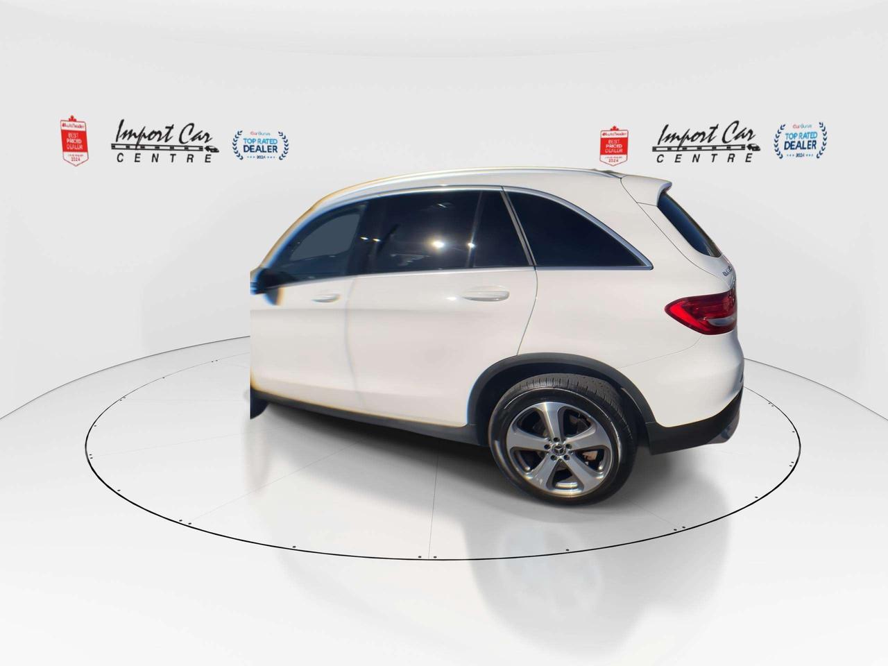 2018 Mercedes-Benz GLC NAVI, BLIS, HTD. SEATS, BK. CAM,  ALLOYS Photo