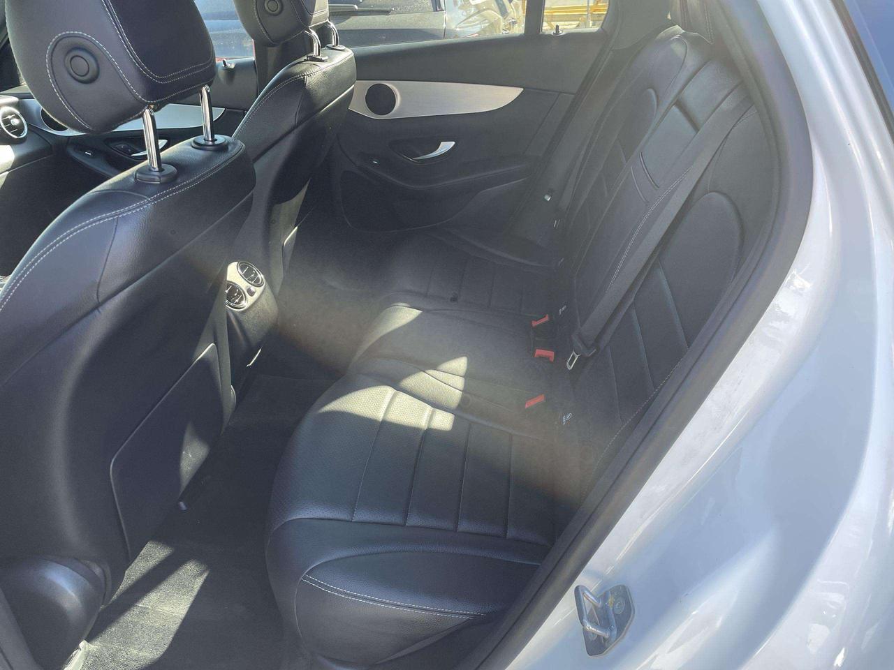 2018 Mercedes-Benz GLC NAVI, BLIS, HTD. SEATS, BK. CAM,  ALLOYS Photo