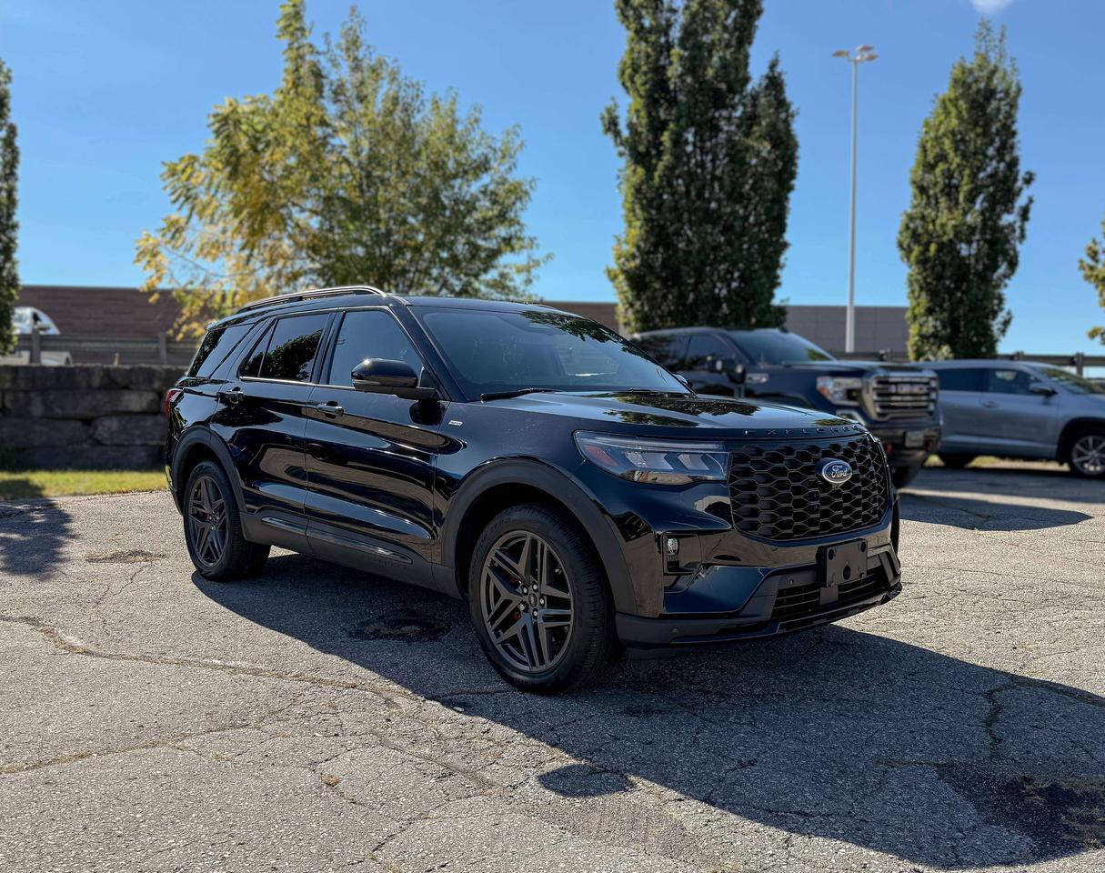 2025 Ford Explorer ST-Line | NAVIGATION | BLIND SPOT | REMOTE START Photo