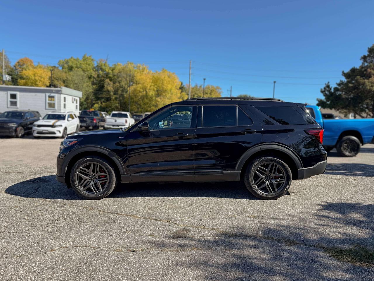 2025 Ford Explorer ST-Line | NAVIGATION | BLIND SPOT | REMOTE START Photo