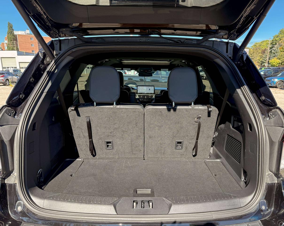 2025 Ford Explorer ST-Line | NAVIGATION | BLIND SPOT | REMOTE START Photo