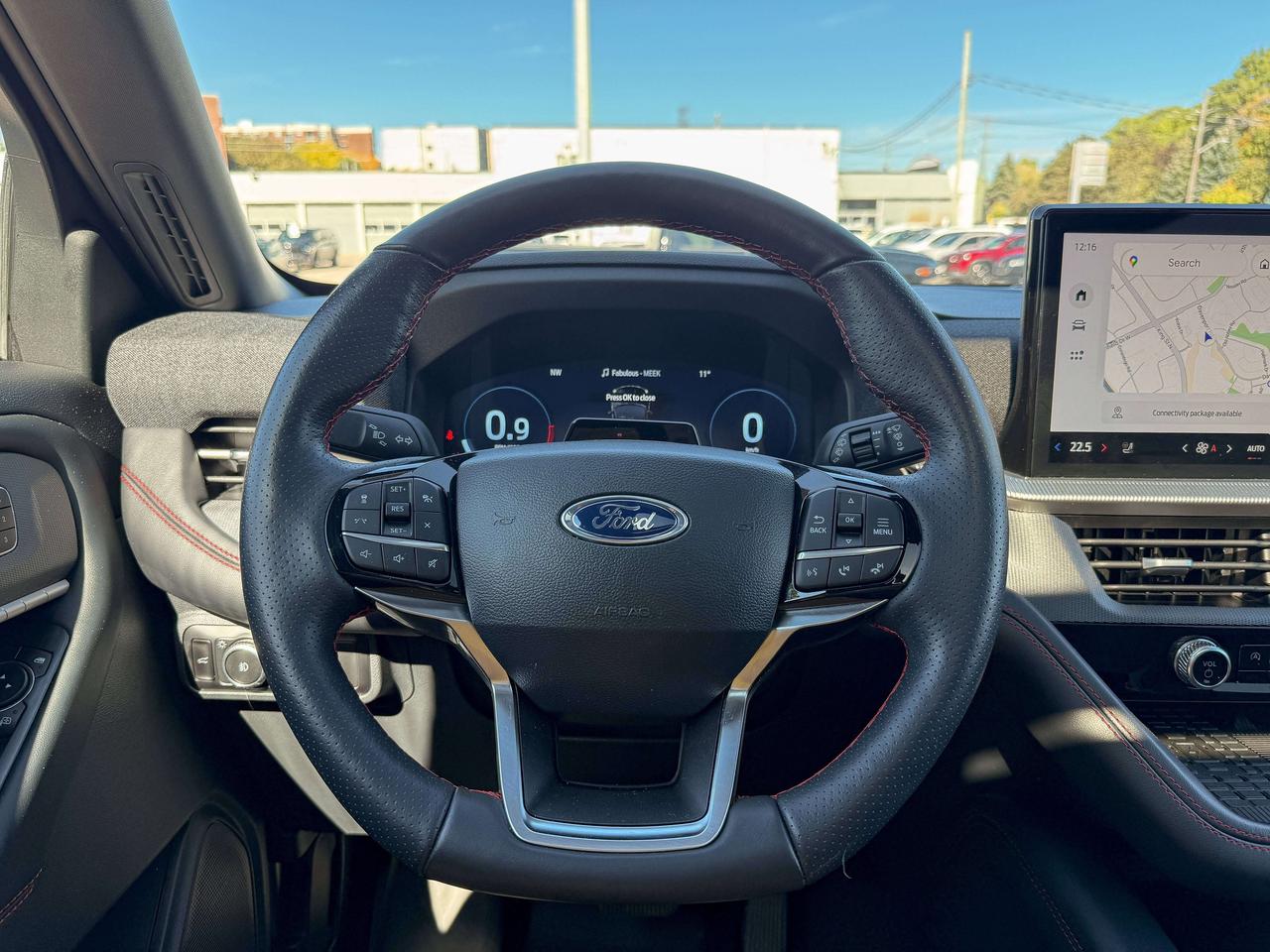 2025 Ford Explorer ST-Line | NAVIGATION | BLIND SPOT | REMOTE START Photo