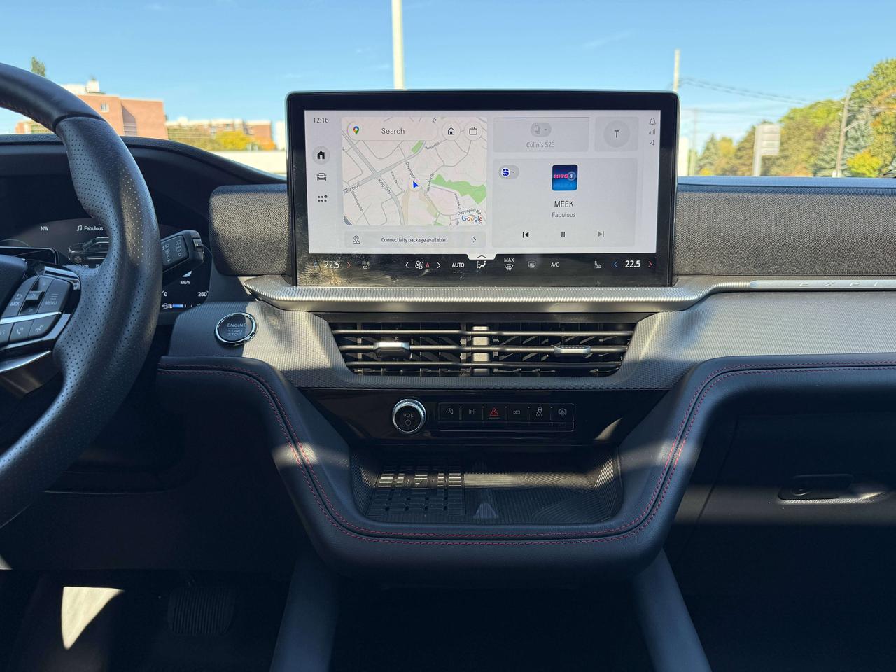 2025 Ford Explorer ST-Line | NAVIGATION | BLIND SPOT | REMOTE START Photo