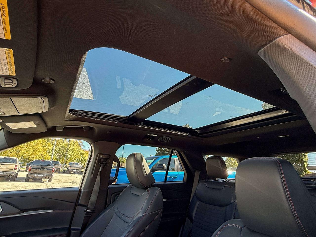 2025 Ford Explorer ST-Line | NAVIGATION | BLIND SPOT | REMOTE START Photo